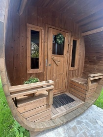 Chalupa s baznem - Orlick hory - Pastviny