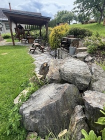 Chalupa s baznem - Orlick hory - Pastviny