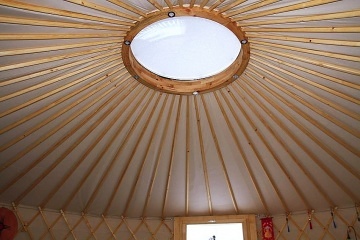 Glamping Dlouhá Třebová - Jurta Orlické podhůří