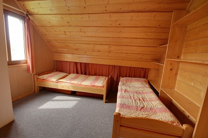 Chata samota u rybníka - loďka, koupání a rybaření