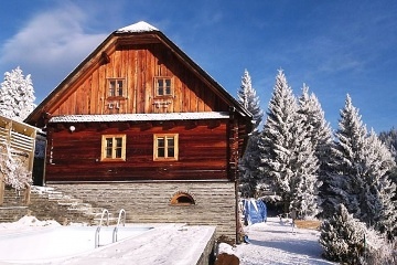 Chalupa s baz�nem - Karlova Stud�nka - Prad�d