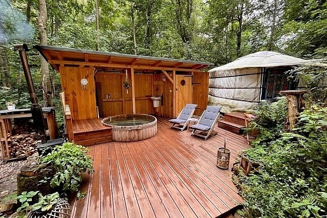 Glamping s wellness - Dvr Krlov nad Labem