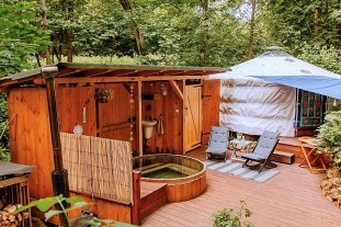 Nov� objekt: Glamping s wellness - Dv�r Kr�lov� nad Labem 8C-248