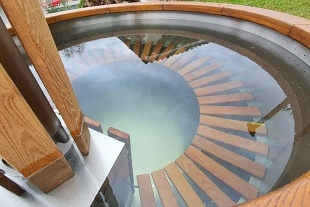 Rodinn� chalupa s baz�nem - Pastvinsk� p�ehrada