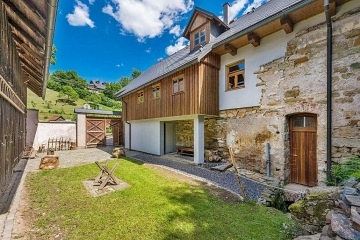 Rodinn� chalupa s baz�nem - Pastvinsk� p�ehrada