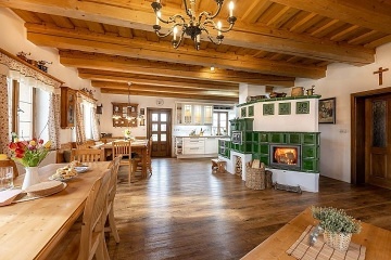 Stylov� chalupa s baz�nem a wellness - Vyso�ina