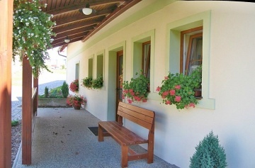 Chalupa Adr�pa�sk� sk�ly - Teplice nad Metuj�