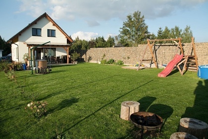 Chata baz�n a wellness - Drahansk� vrchovina