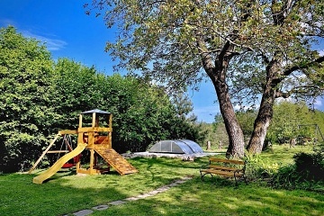 Chalupa s baz�nem - Rejv�z - Rychlebsk� stezky