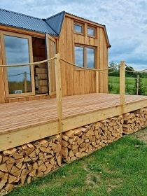 Glamping s asnm vhledem - Skuhrov nad Blou