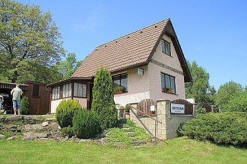 Chata s bazénem - Novohradské hory - Hojná Voda