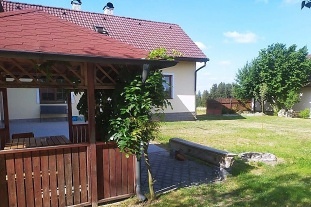 Chalupa s baz�nem - hrad Lipnice nad S�zavou