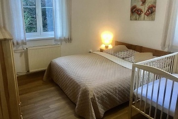 Rodinn� chalupa u Lipensk� p�ehrady - Kramol�n