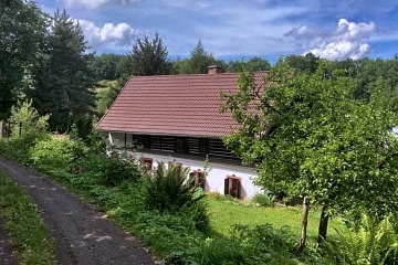 Rodinn� chalupa �esk� st�edoho�� - Bukov� hora