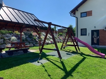 Chata s baz�nem - Sn�n�k a Rychlebsk� hory