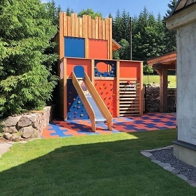 Chalupa Kr�lick� Sn�n�k - wellness a koupac� jez�rko