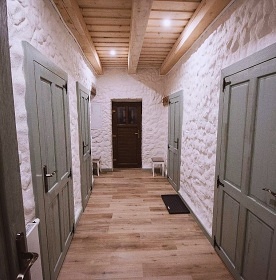 Chalupa Kr�lick� Sn�n�k - wellness a koupac� jez�rko