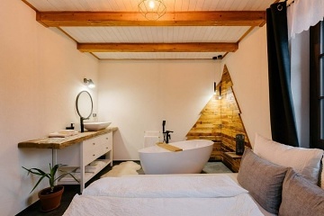 Chalupa u Ond�ejn�ku - baz�n a sauna - Lys� hora