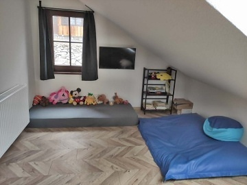 Chalupa u Ond�ejn�ku - baz�n a sauna - Lys� hora