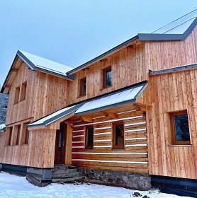 Wellness chalupa �ern� hora - Krkono�sk� magistr�la