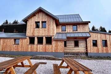 Wellness chalupa �ern� hora - Krkono�sk� magistr�la