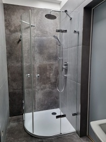 Chalupa s v��ivkou a rybn�kem - Rozhledna Bukovka