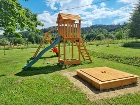 Chalupa s vířivkou a rybníkem - Rozhledna Bukovka