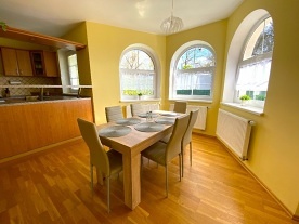 Rodinn� chalupa - CHKO T�ebo�sko - Blansk� les