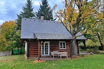 Roubenka Žďárské vrchy - pec a koupací jezírko