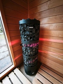 Roubenka ���rsk� vrchy - sauna a koupac� jez�rko