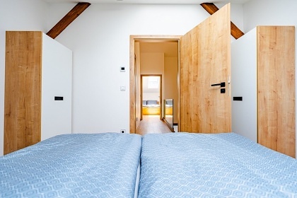 Chalupa Krlick Snnk - Doln Morava