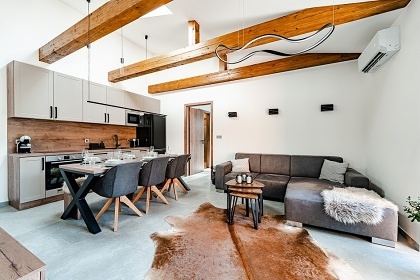 Chalupa Krlick Snnk - Doln Morava