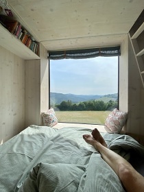 Glamping na Vyso�in� - posed u p�ehrady V�r