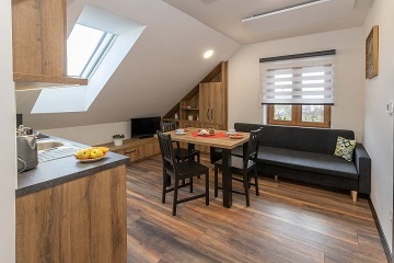 Chalupa pro rodiny s dětmi - apartmány Novopacko