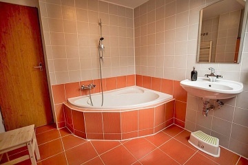 Chalupa koupací jezírko a sauna - Heřmanice