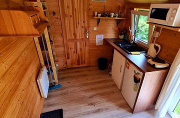 Glamping u rybn�ka - Maringotka Jizersk� hory