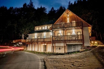 Chata koupací jezírko a sauna - apartmány Jeseníky