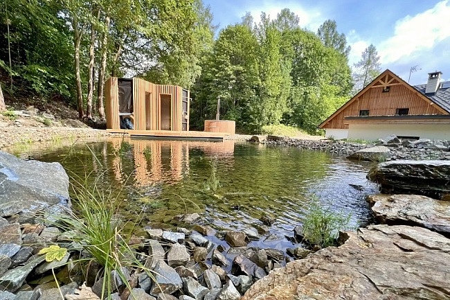 Chata Jeseníky - koupací jezírko a sauna