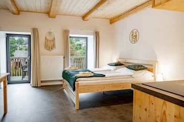 Chata koupací jezírko a sauna - apartmány Jeseníky