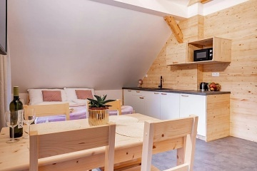 Chata koupací jezírko a sauna - apartmány Jeseníky
