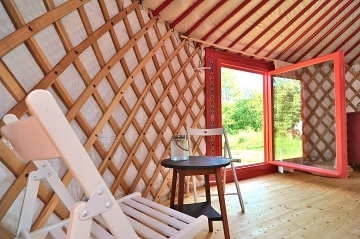 Glamping s wellness - 4 Jurty - St�edn� �echy
