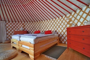Glamping s wellness - 4 Jurty - St�edn� �echy