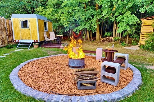 Glamping u lesa - Jiho�esk� maringotka - T�ebo�sko