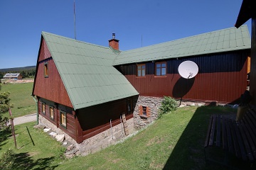 Roubenka bazén a výhled na Sněžku - Krkonoše