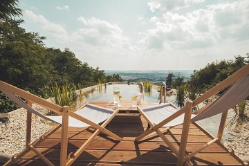Glamping koupací jezírko a wellness - jižní Morava
