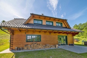Roubenka s bazénem - Přírodní rezervace Srmrk