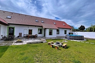 Jihočeská chalupa s bazénem - Veselí nad Lužnicí