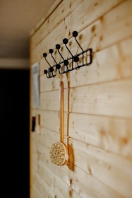 Chalupa sauna a kachlov� kamna - Povyd��