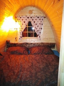 Wellness glamping u sk�ly - hrad Koko��n a Houska