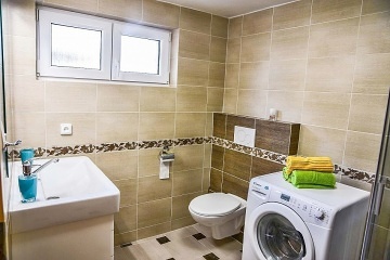 Chata u hradu Bouzov - sauna, vivka a jezrko